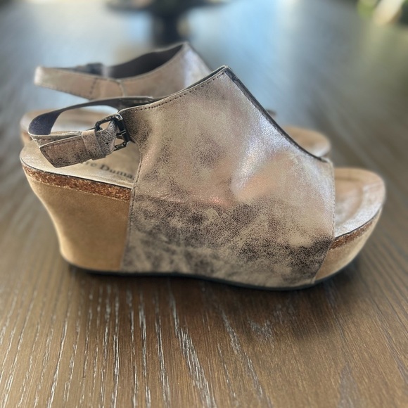 Pierre Dumas platform wedges metallic sandals - Picture 1 of 11